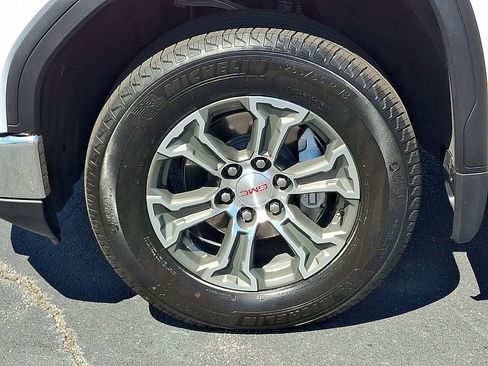 Used 2026 GMC Sierra 1500 SLT AWD/4WD image 8