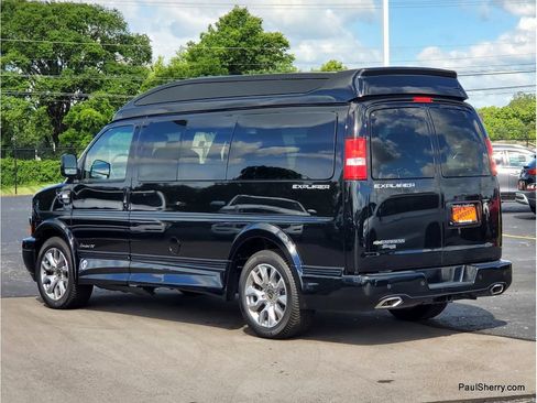 Used 2025 Chevrolet Express 2500 w/ Driver Convenience Package RWD image 17