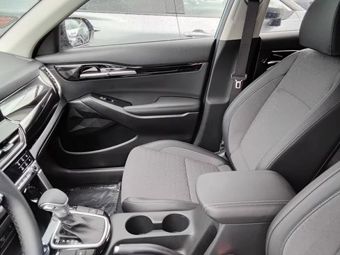 Used 2026 Kia Seltos S FWD image 9
