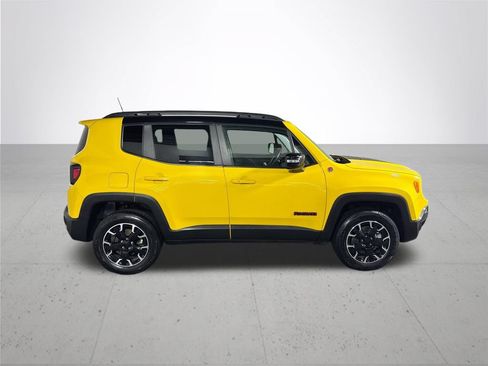 Used 2023 Jeep Renegade Trailhawk AWD/4WD image 5