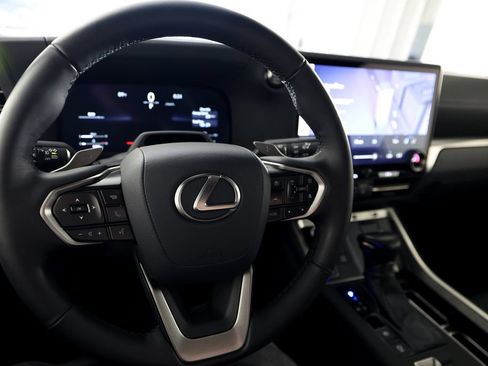 Used 2024 Lexus GX 550 AWD/4WD image 19