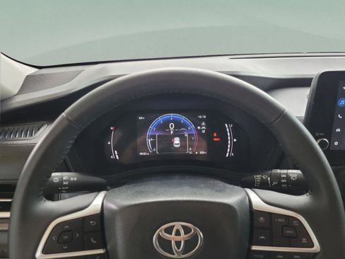 Certified 2025 Toyota Grand Highlander XLE image 16