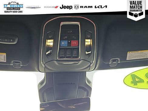 Used 2024 Jeep Wagoneer Launch Edition AWD/4WD image 27
