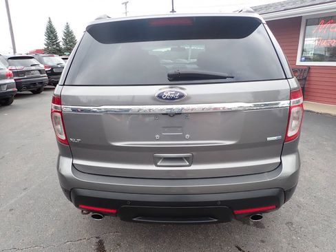 Used 2014 Ford Explorer XLT w/ Equipment Group 202A AWD/4WD image 5