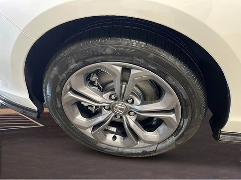 New 2026 Honda Accord EX-L image 11