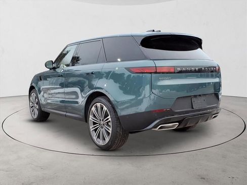 New 2025 Land Rover Range Rover Sport SE image 7