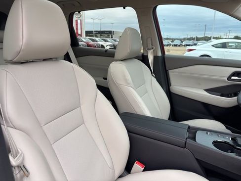 New 2026 Nissan Rogue SV w/ SV Premium Package image 21