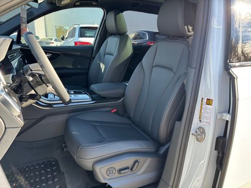 Used 2026 Audi Q7 3.0T Premium Plus image 30