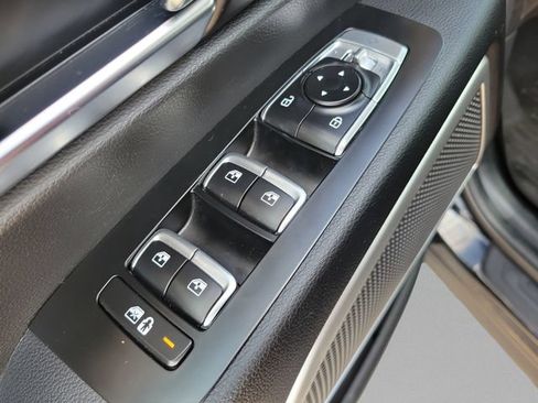 Used 2022 Kia Telluride EX w/ EX Premium Package AWD/4WD image 13