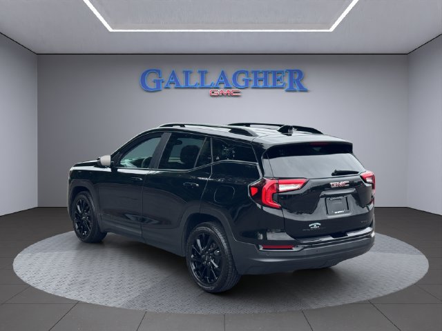 Used 2023 GMC Terrain SLE w/ Driver Convenience Package AWD/4WD image 7