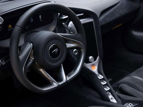 New 2026 McLaren 750S Spider image 22