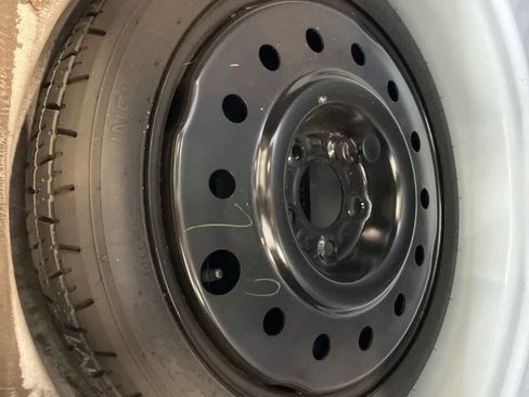 Used 2012 Chevrolet Impala LT w/ LT Sunroof Package image 26