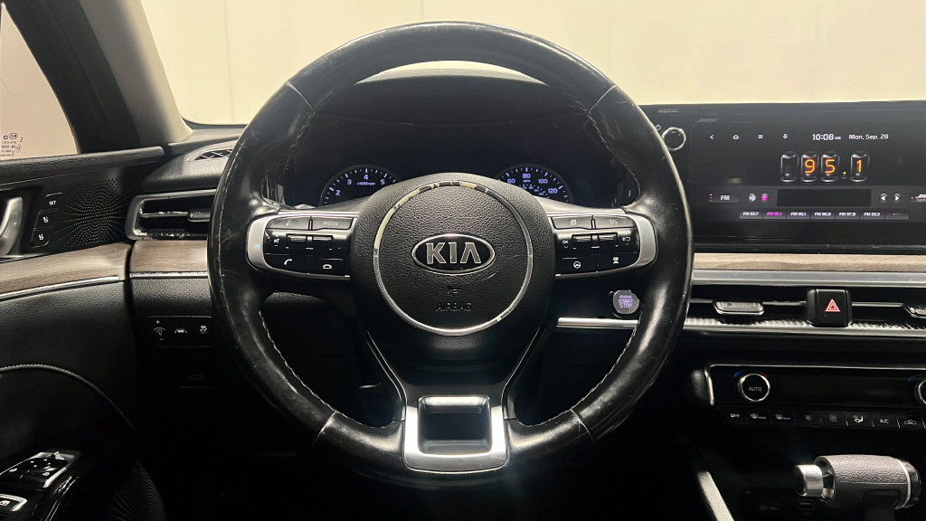 Used 2021 Kia K5 EX w/ EX Premium Package FWD image 24