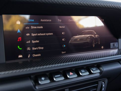 Certified 2026 Porsche 911 GT3 image 37