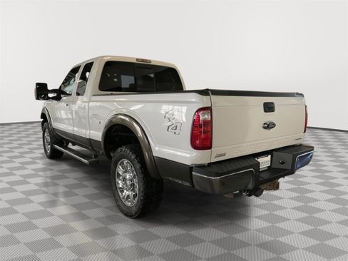 Used 2016 Ford F250 Lariat w/ Chrome Package image 9