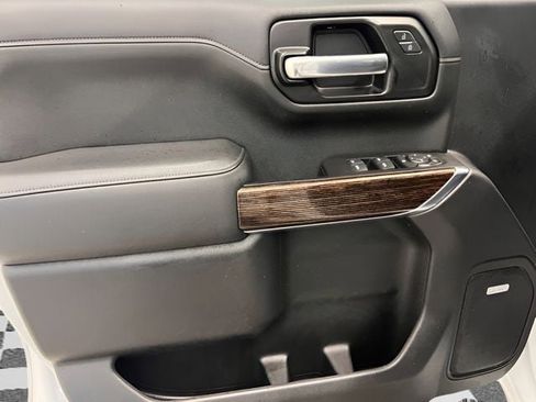 Used 2021 GMC Sierra 1500 Elevation w/ Preferred Package image 16