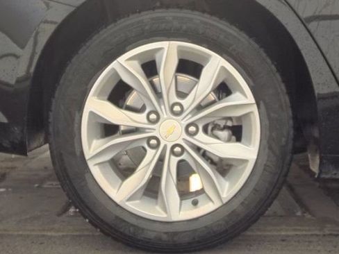 Used 2025 Chevrolet Malibu LT FWD image 21
