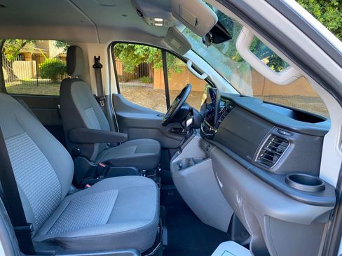 Used 2024 Ford Transit 350 XLT RWD image 33