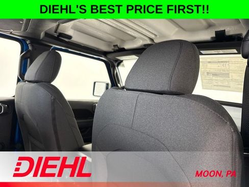 New 2026 Jeep Gladiator Sport AWD/4WD image 11
