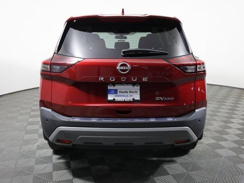 Used 2023 Nissan Rogue SV image 6