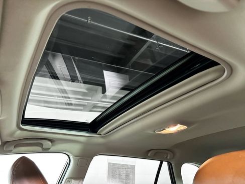 Used 2019 Subaru Outback 2.5i Touring w/ Popular Package #3A image 19