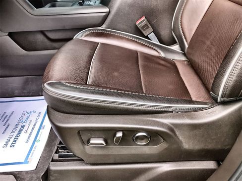 Used 2025 GMC Sierra 2500 Denali w/ Denali Reserve Package image 12