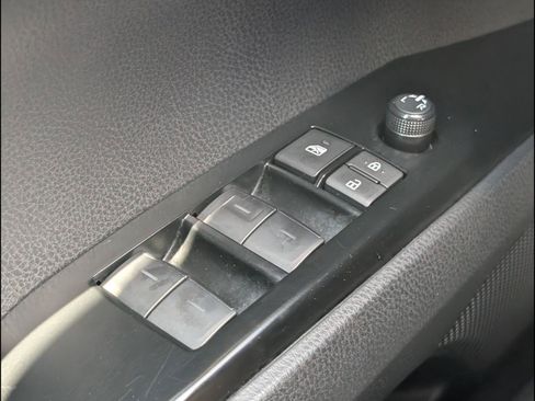 Used 2025 Toyota Camry XSE AWD/4WD image 21