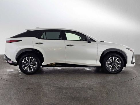 Certified 2023 Lexus RZ 450e Premium w/ Technology Package AWD/4WD image 2