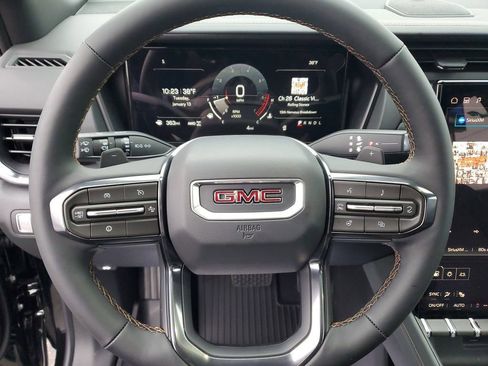 New 2026 GMC Terrain AT4 w/ LPO, Black Badging Package AWD/4WD image 26
