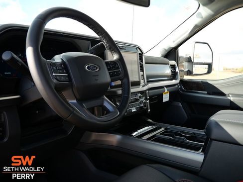 New 2026 Ford F250 Lariat w/ Lariat Premium Package image 10