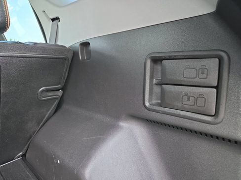 Certified 2023 GMC Terrain AT4 w/ LPO, Floor Liner Package AWD/4WD image 36
