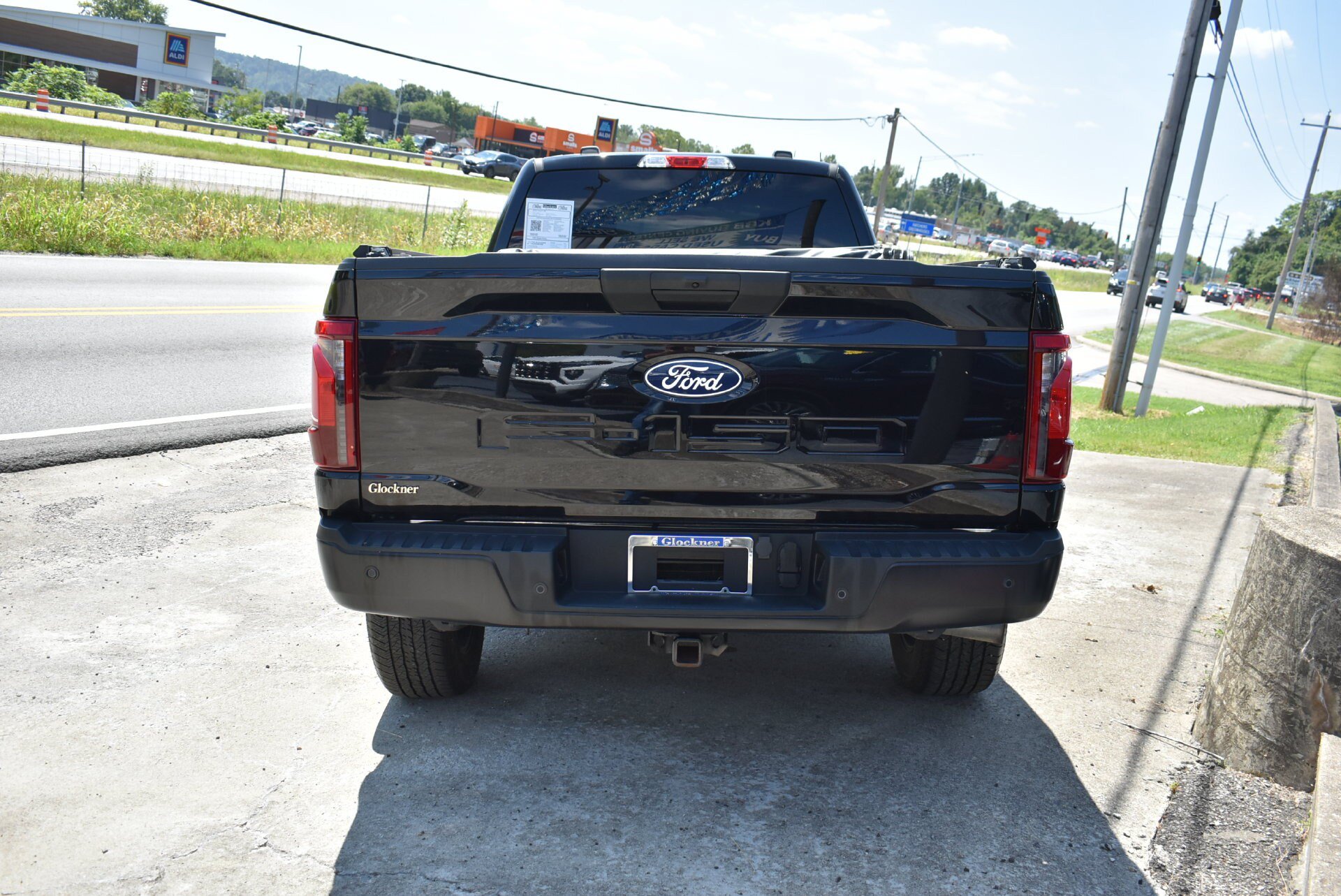 Used 2024 Ford F150 XL AWD/4WD image 7