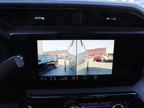 Used 2024 GMC Sierra 2500 AT4X AWD/4WD image 38