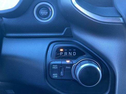 Used 2024 RAM 2500 Big Horn w/ Bed Utility Group image 17