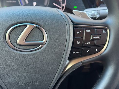 Used 2025 Lexus ES 300h F Sport FWD image 23