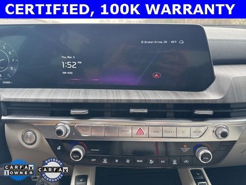 Used 2024 Kia Telluride SX image 11