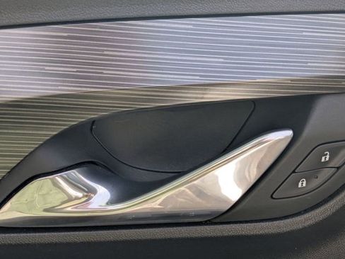 Used 2024 GMC Terrain SLE FWD image 13