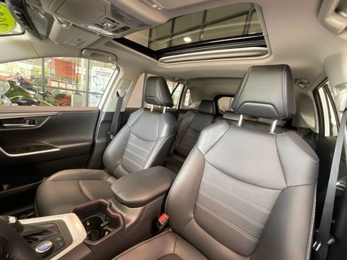 Used 2025 Toyota RAV4 Limited w/ Weather Package AWD/4WD image 9