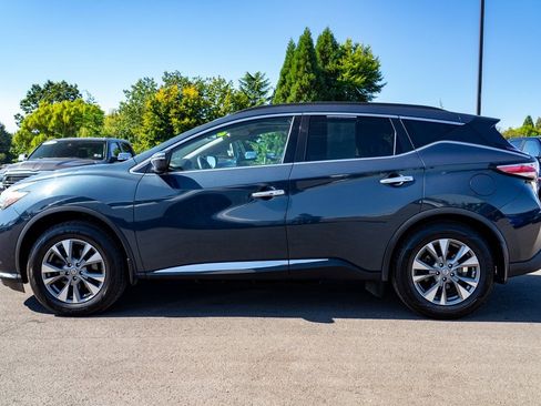 Used 2018 Nissan Murano SV image 12