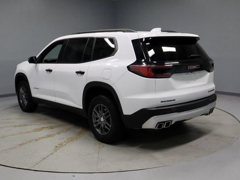 Used 2025 GMC Acadia Elevation AWD/4WD image 9
