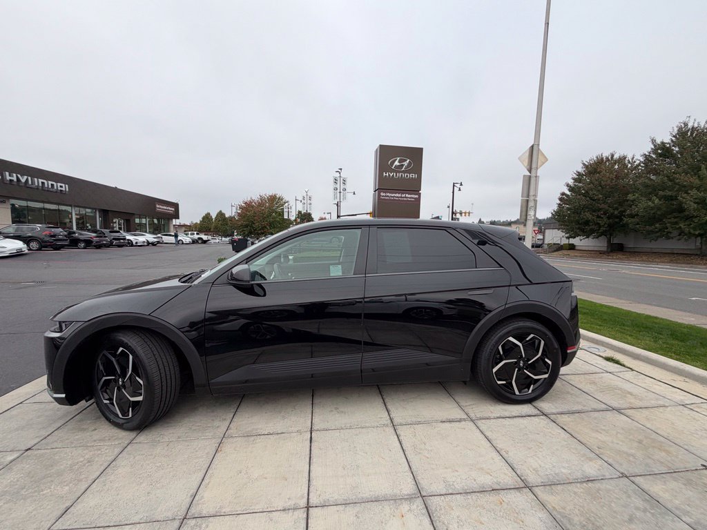 Certified 2024 Hyundai Ioniq 5 SEL RWD image 4