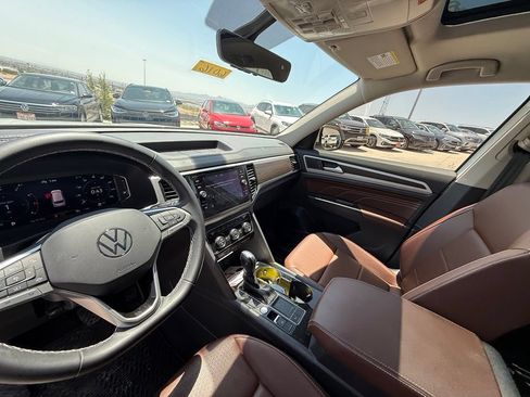 Used 2023 Volkswagen Atlas SE FWD image 13