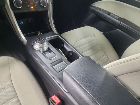 Used 2018 Ford Fusion S image 26