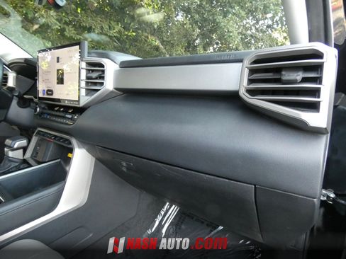 Used 2024 Toyota Tundra Limited w/ Power Package AWD/4WD image 36