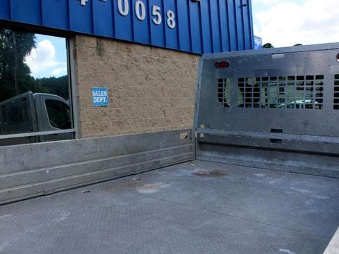 Used 2018 Ford Transit 250 138 image 14