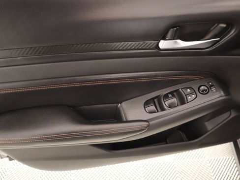 Used 2022 Nissan Altima 2.5 SR image 14