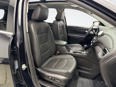 Used 2020 Chevrolet Equinox Premier AWD/4WD image 16
