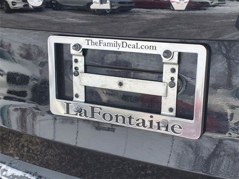 Used 2021 Volvo XC90 T6 Momentum w/ Climate Package image 36