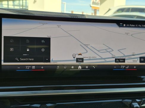 Certified 2024 BMW X7 xDrive40i w/ M Sport Package image 21