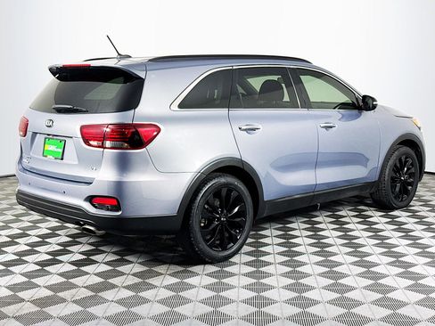 Used 2019 Kia Sorento S image 10